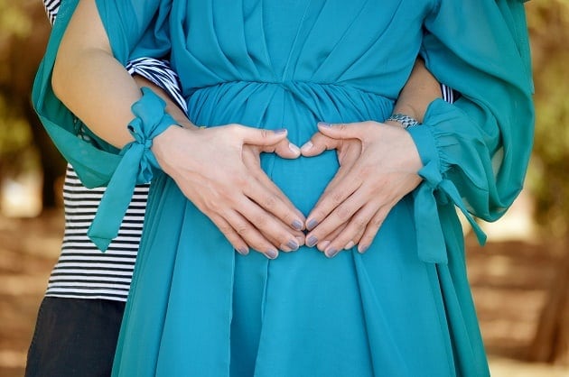 Dress tips for pregnant brides