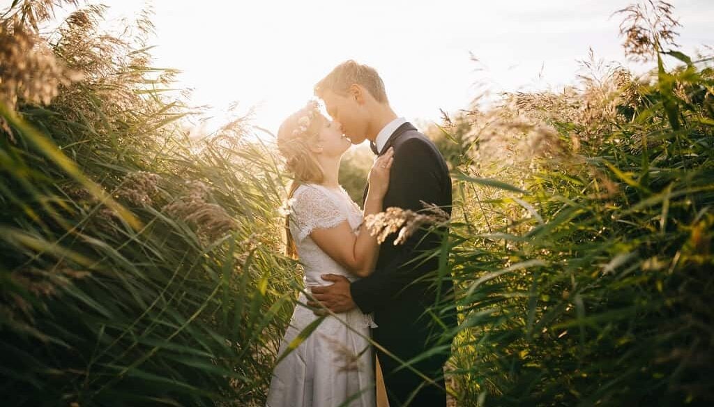 How to choose the perfect season for your wedding