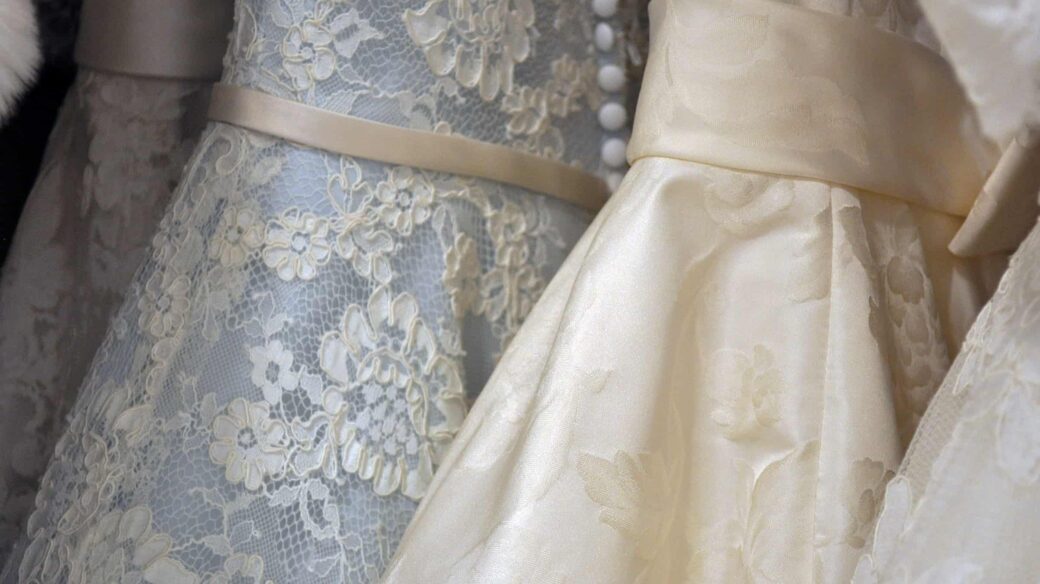 Stunning dress styles for plus-size brides