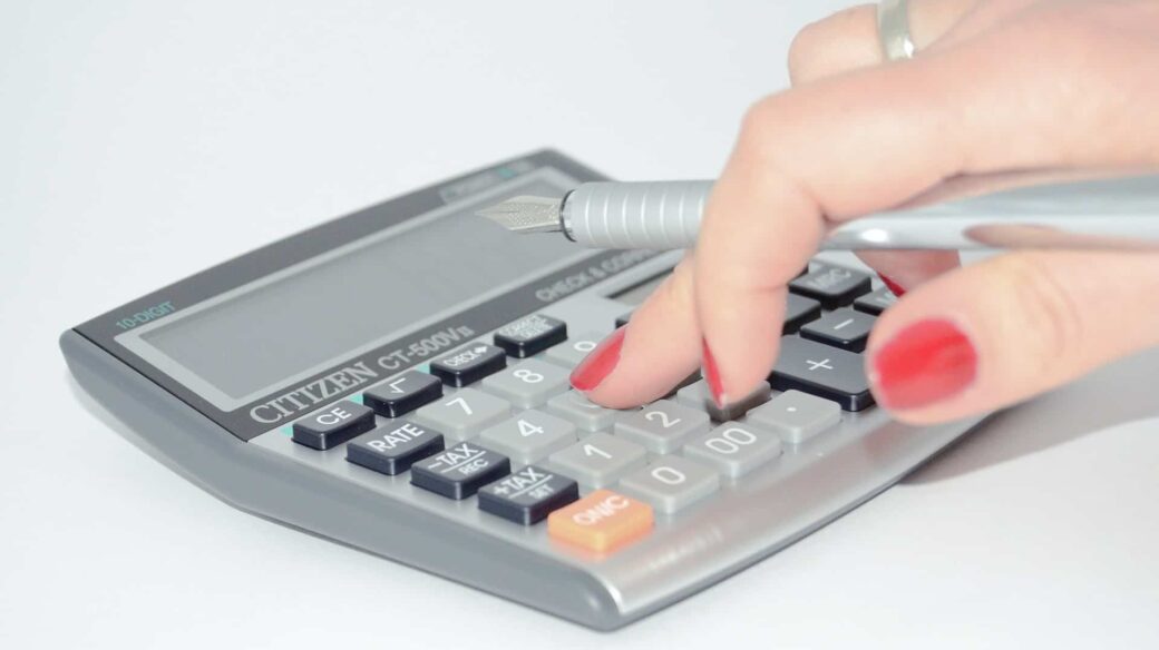 Your wedding budget: 5 unexpected costs to account for