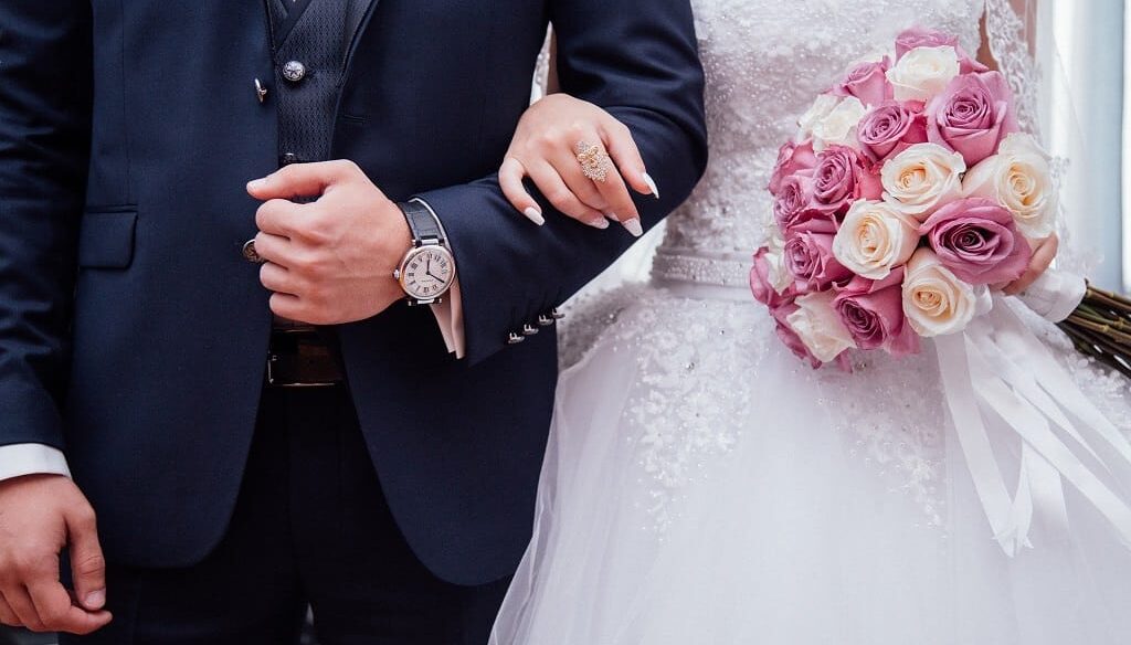 What you should Include on your Wedding Website