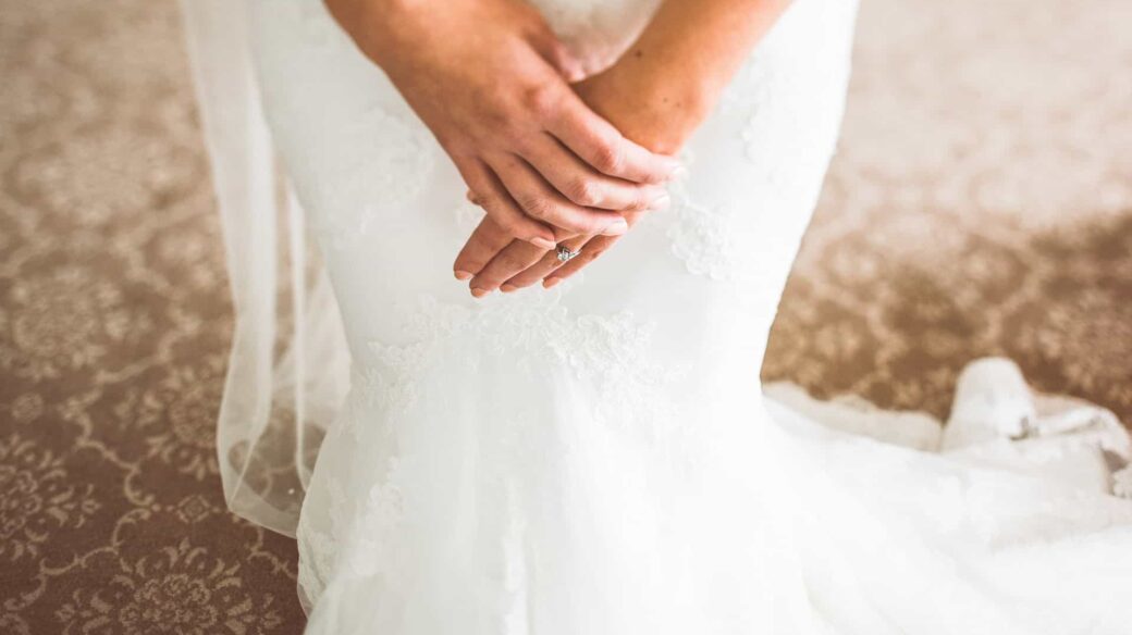 5 wedding dress disasters and how to solve them